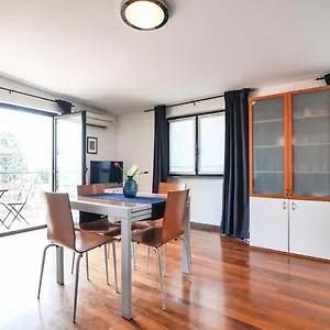 Appartamento Primopiano - Euclide, Milano